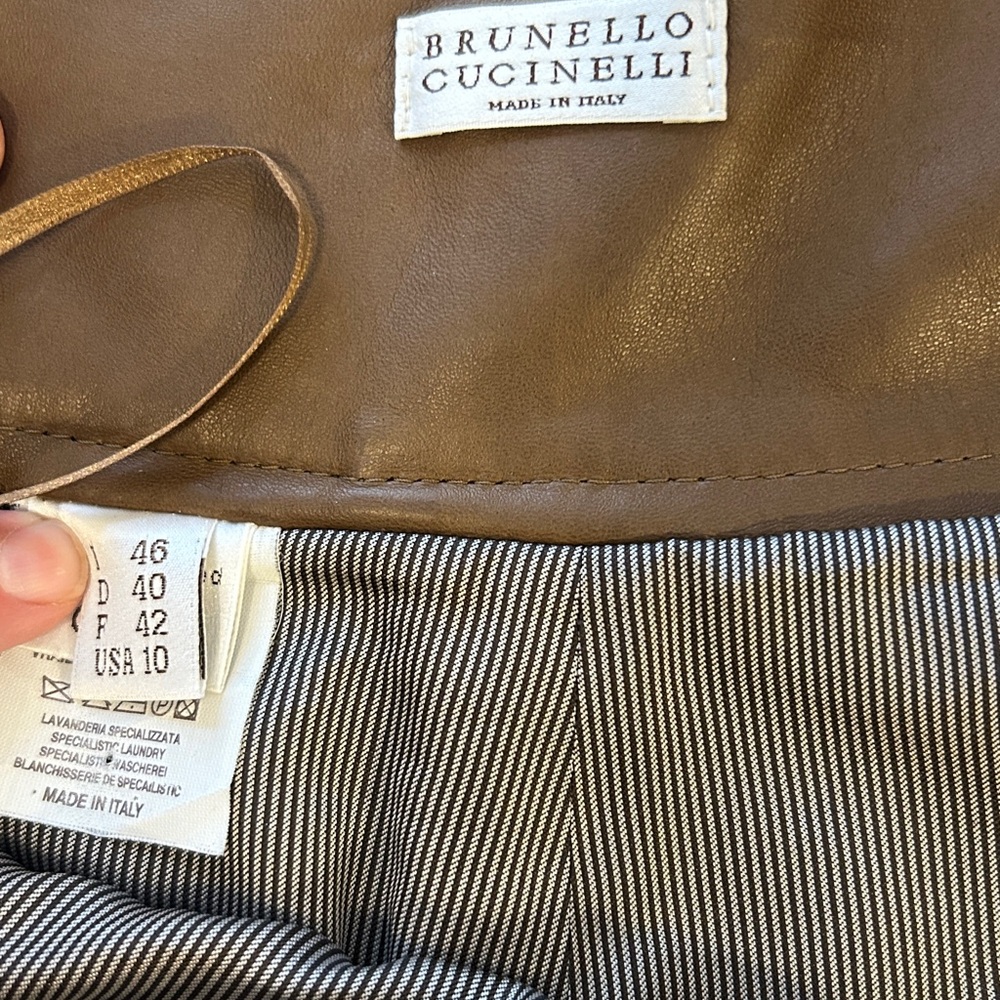 Buttery-soft Brunello Cucinelli full brown leather skirt with pockets - Picture 14 of 14
